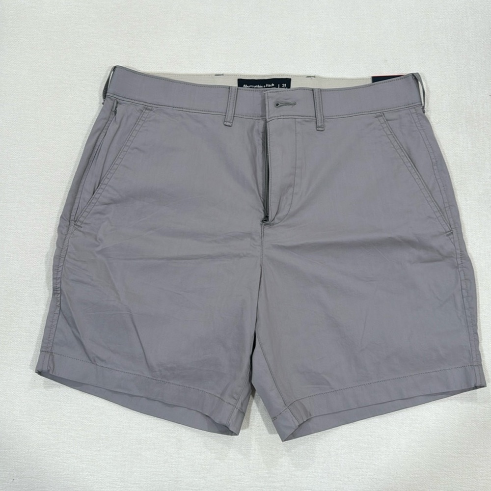 Abercrombie and Fitch Grey Shorts 7” NWT